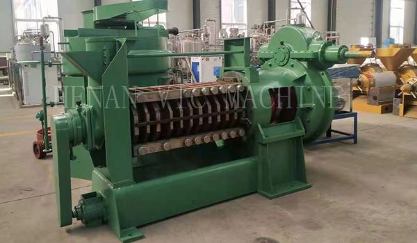 Pre-press oil press